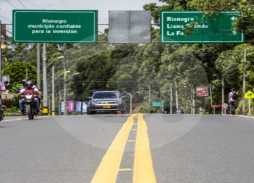Vía a Llanogrande tendrá doble calzada hasta el aeropuerto de Rionegro