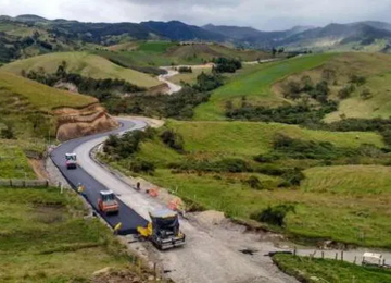 Invías reanuda obras de la Transversal del Libertador en el Cauca